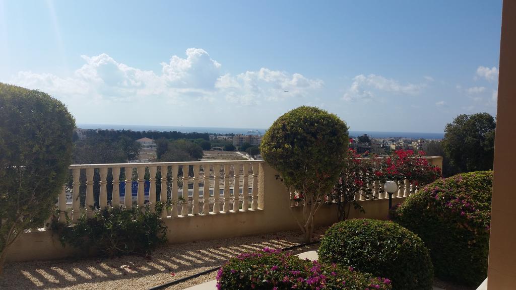 Panorama Court Apartment Paphos Exterior foto