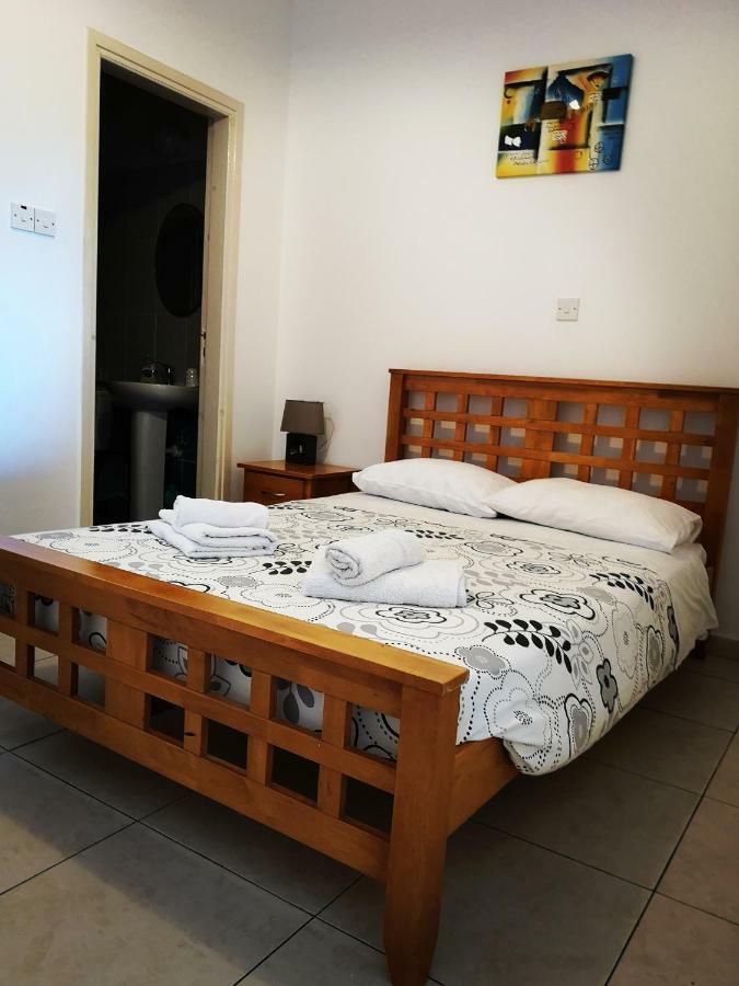 Panorama Court Apartment Paphos Exterior foto