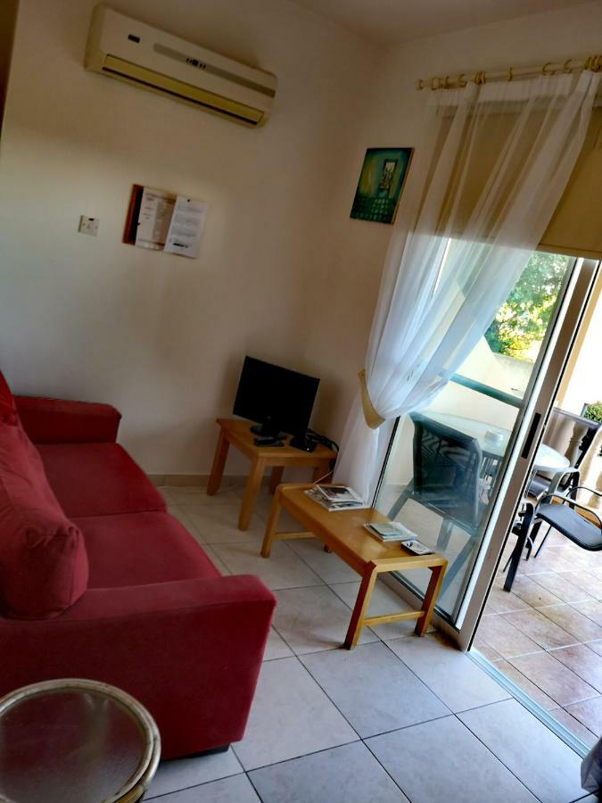 Panorama Court Apartment Paphos Exterior foto